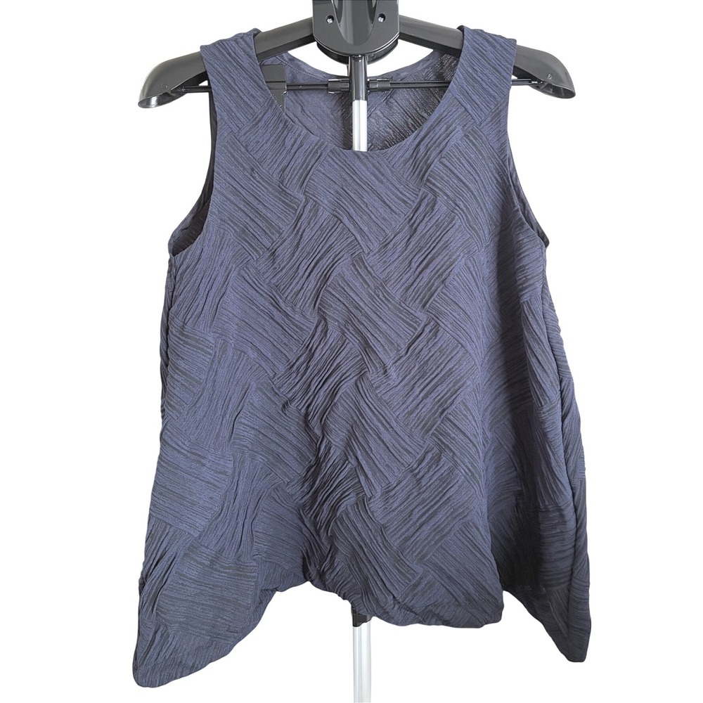 Issey Miyake Pleated Rhombus Basketweave Blue Sleeveless‎ Textured Top Size 2